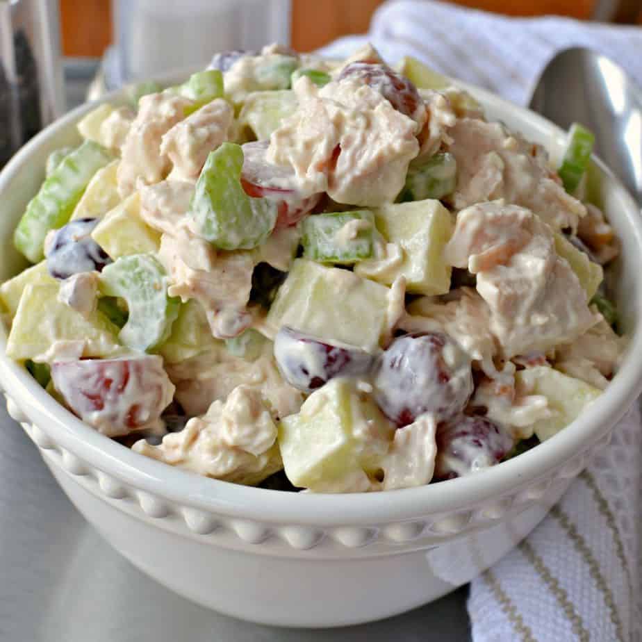 7 Easy Salads to Try This summer