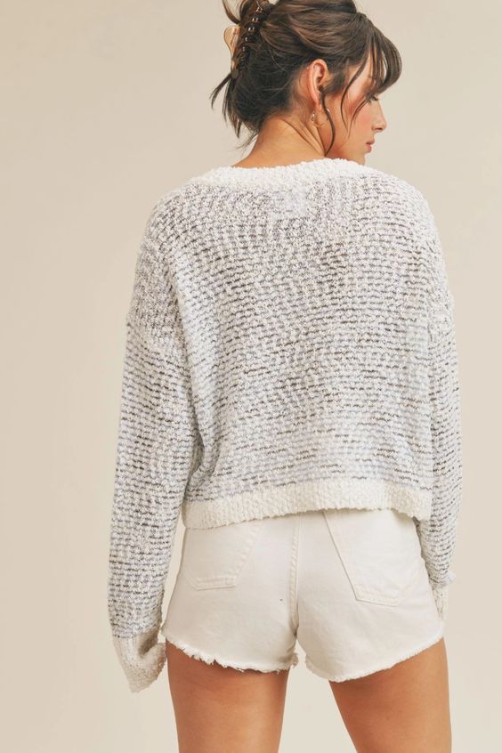 10 Looks Depending On Where You Are Going On Vacation