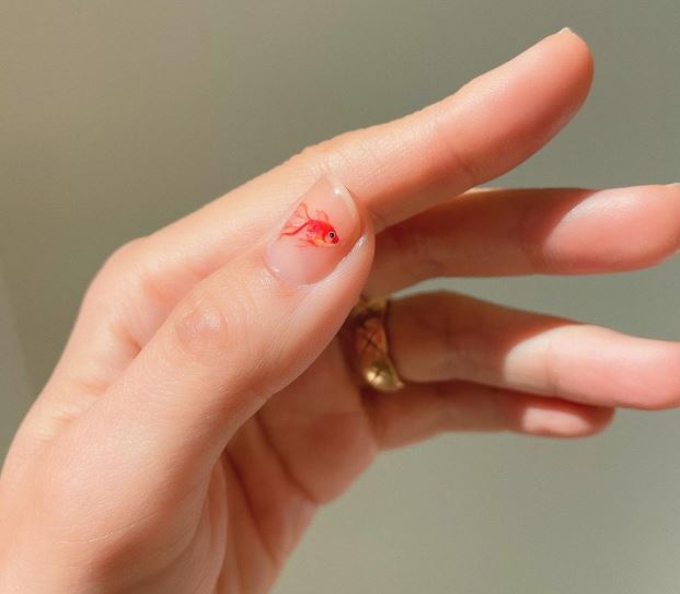 Uñas con diseños de peces: una tendencia de 2022
