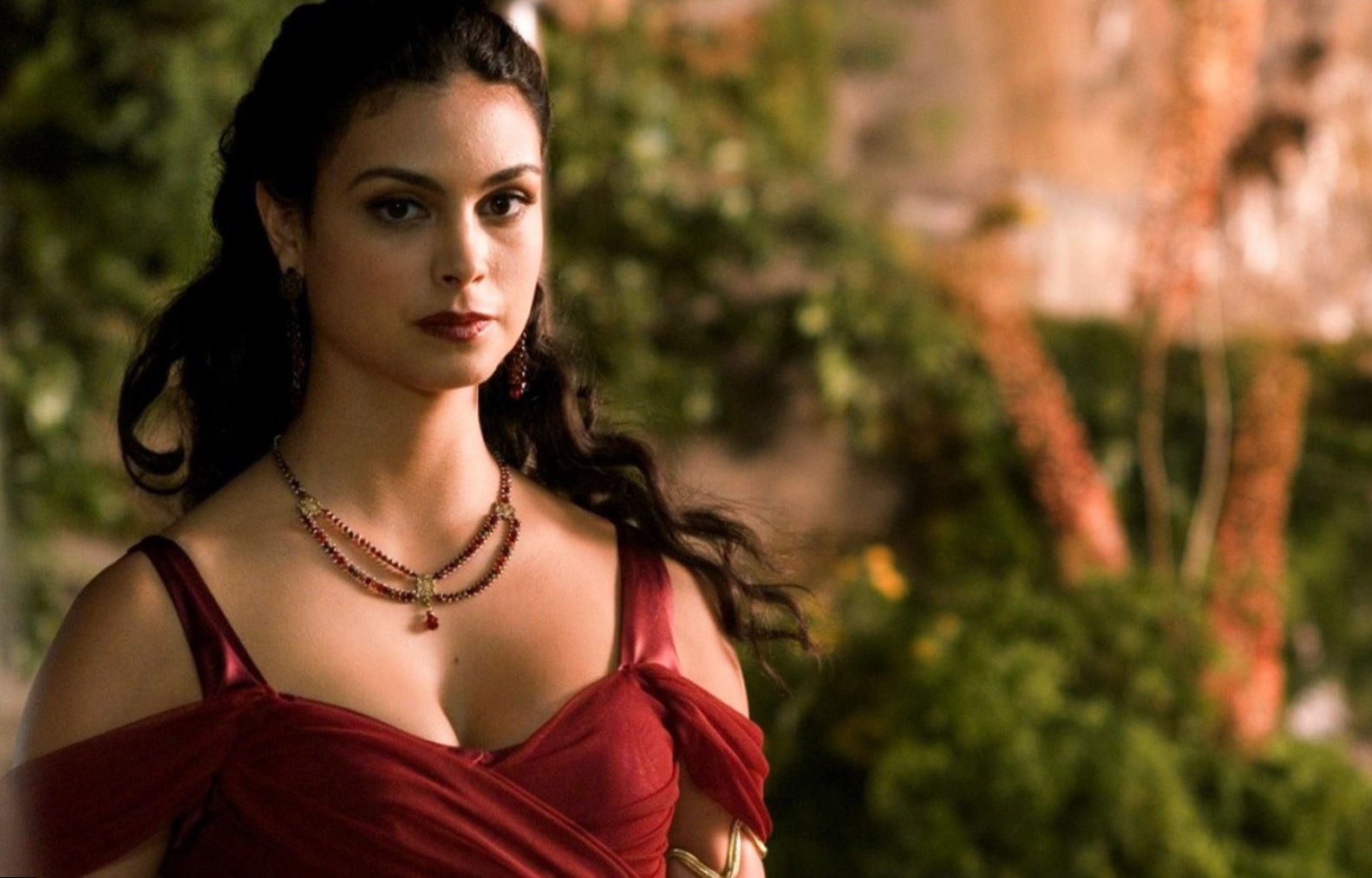The Wild Transformation of Morena Baccarin