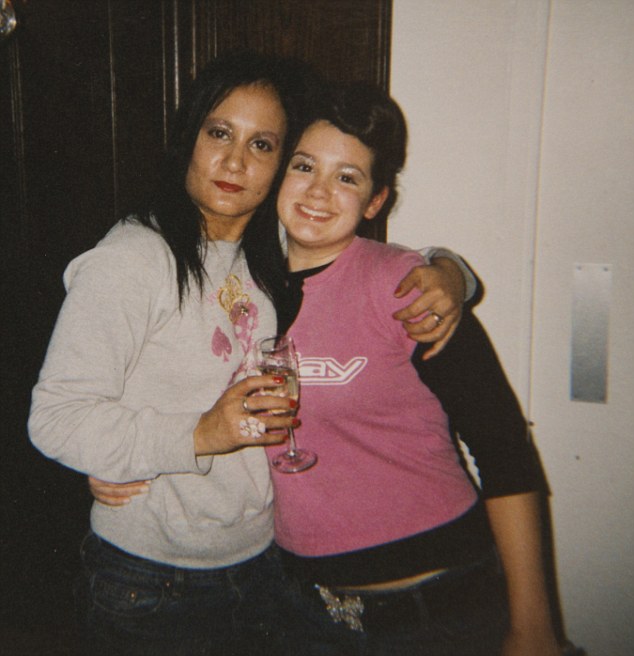 50-letnia Tess Christian, nazywana przez bliskich “Mona Lisą”, od blisko 40 lat się nie uśmiecha