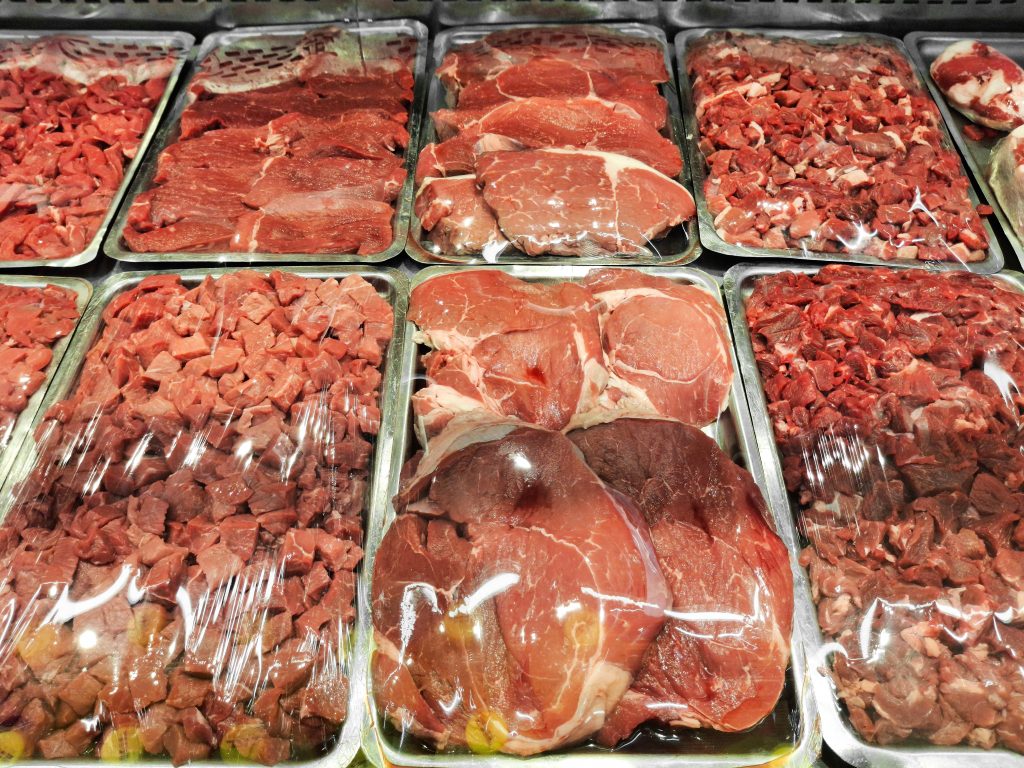 6 продуктів, від яких українці змушені відмовлятися через ціни