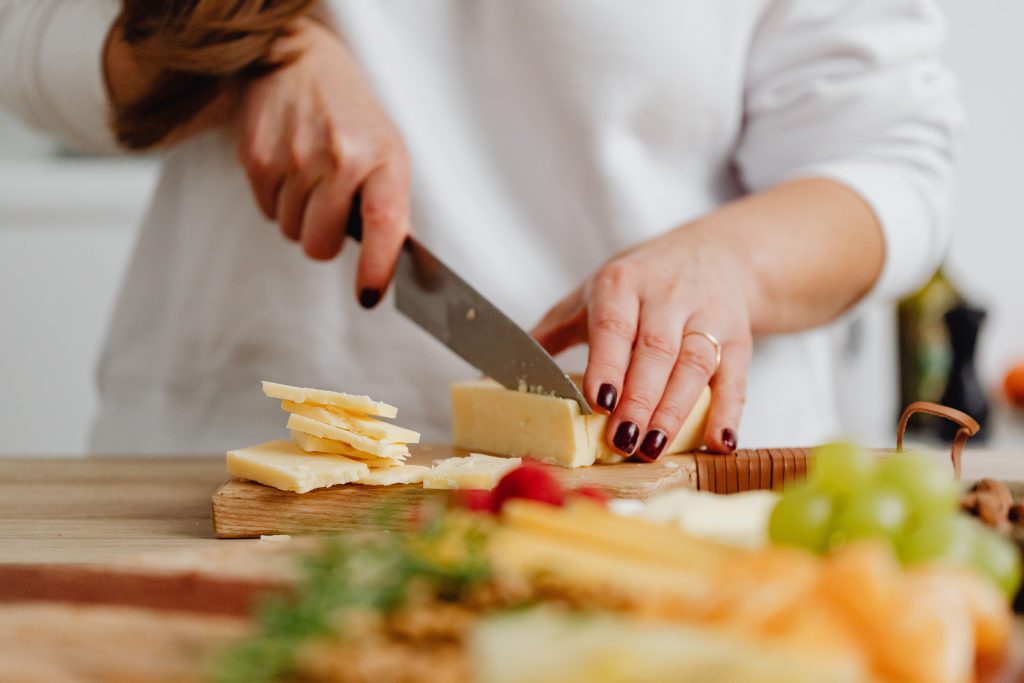 6 продуктів, від яких українці змушені відмовлятися через ціни